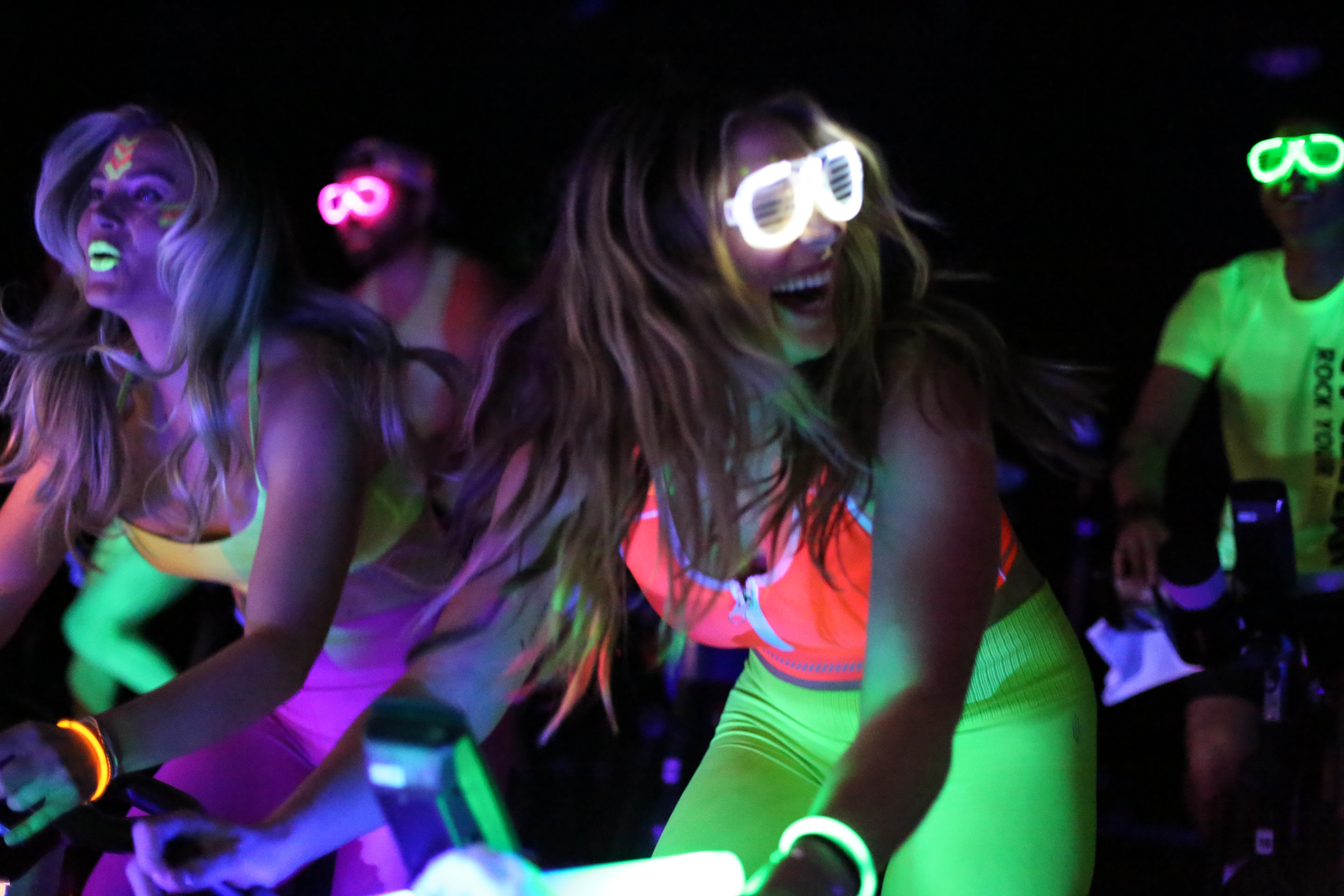<p>Rave the Day Away with Glowbal Glow Rides at CycleBar</p>